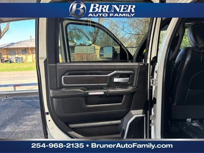 2019 RAM 2500 Laramie Crew Cab 4x4 6'4' Box