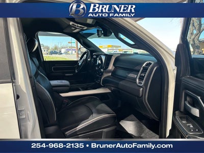 2019 RAM 2500 Laramie Crew Cab 4x4 6'4' Box