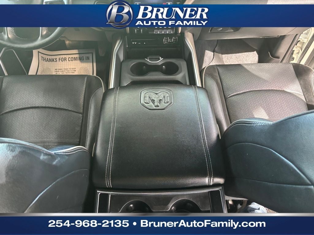 2019 RAM 2500 Laramie Crew Cab 4x4 6'4' Box