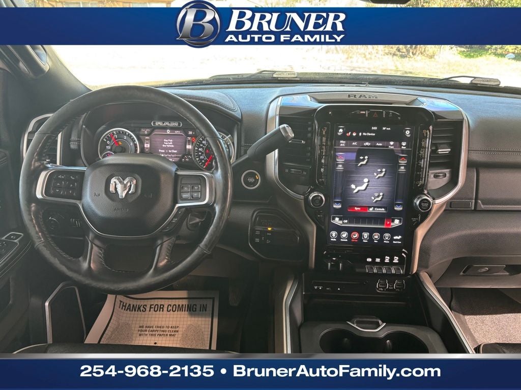 2019 RAM 2500 Laramie Crew Cab 4x4 6'4' Box