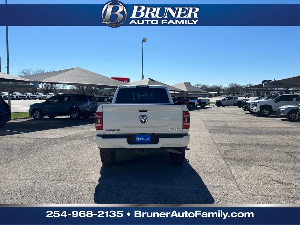 2019 RAM 2500 Laramie Crew Cab 4x4 6'4' Box