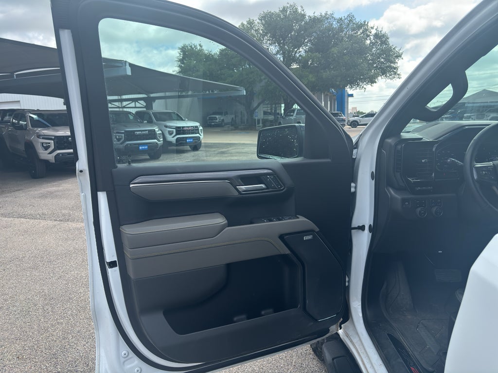 2025 Chevrolet Silverado 1500 4WD Crew Cab Short Bed ZR2