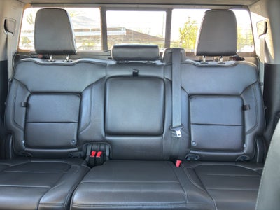 2020 Chevrolet Silverado 1500 4WD Crew Cab Short Bed RST