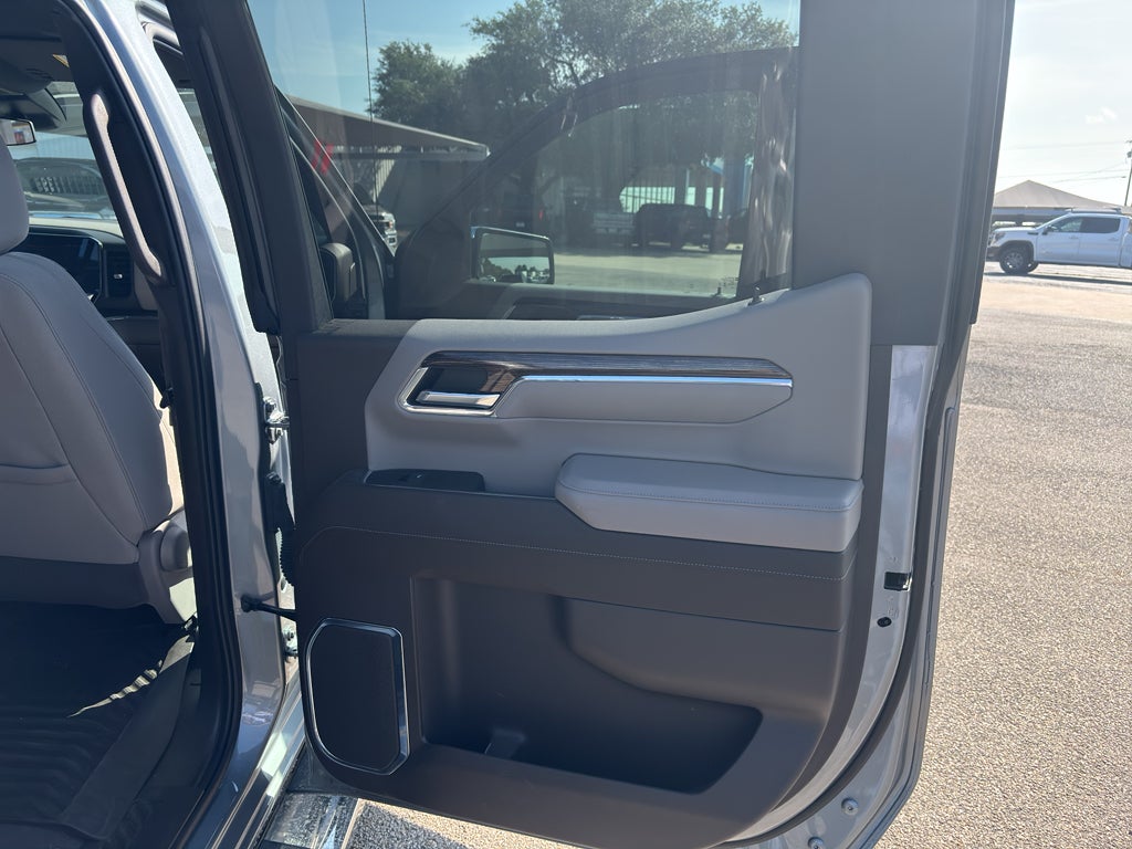2024 GMC Sierra 1500 4WD Crew Cab Short Box SLE