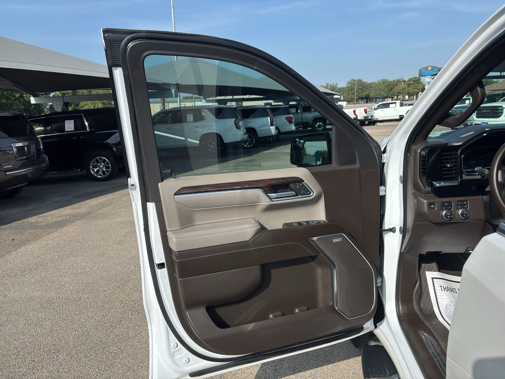 2024 GMC Sierra 1500 4WD Crew Cab Short Box SLT