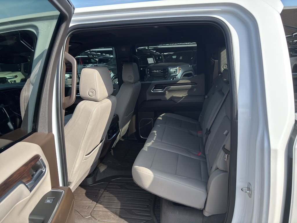 2024 GMC Sierra 1500 4WD Crew Cab Short Box SLT