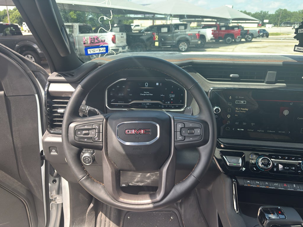 2025 GMC Sierra 1500 4WD Crew Cab Short Box AT4