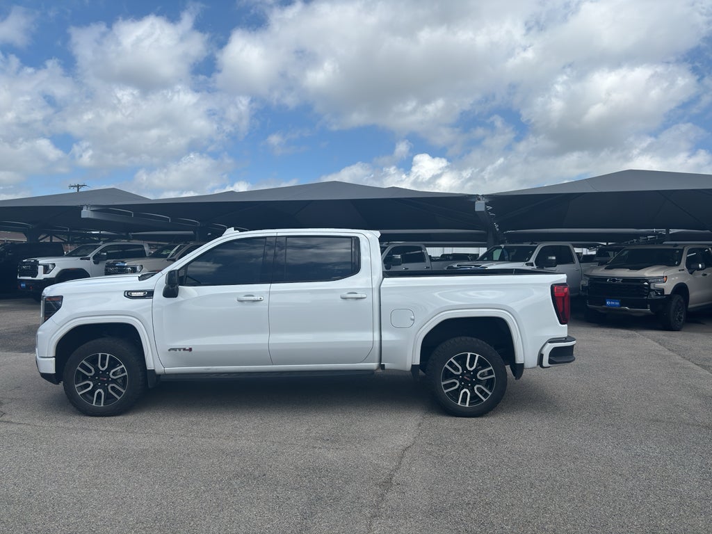 2025 GMC Sierra 1500 4WD Crew Cab Short Box AT4