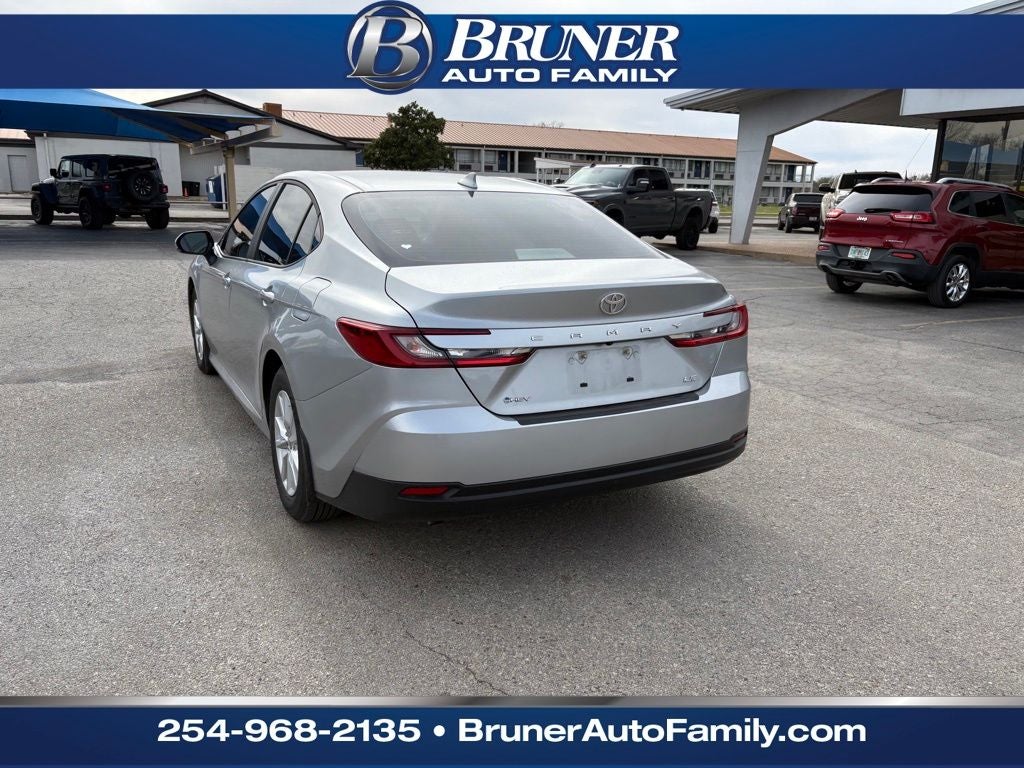 2025 Toyota Camry LE