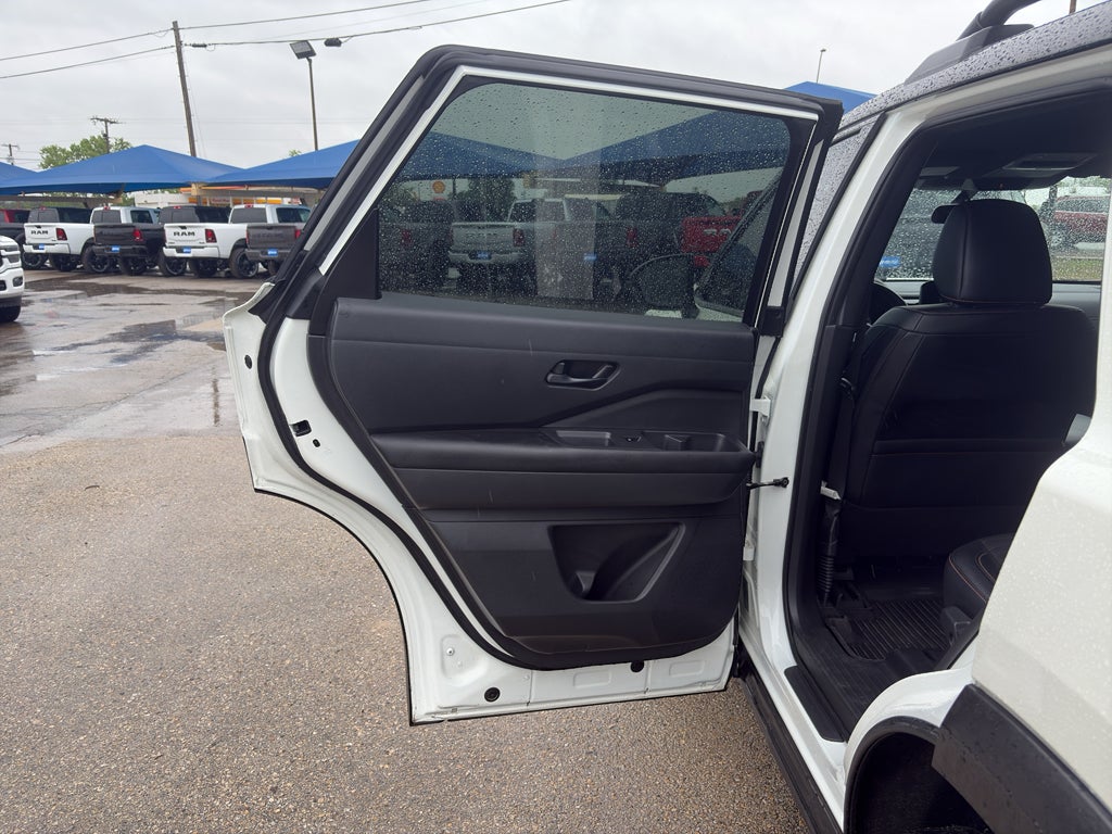 2024 Nissan Pathfinder Rock Creek 4WD