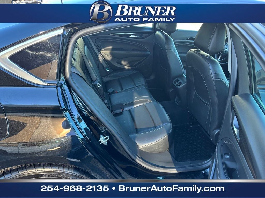 2019 Buick Regal Sportback AWD Essence