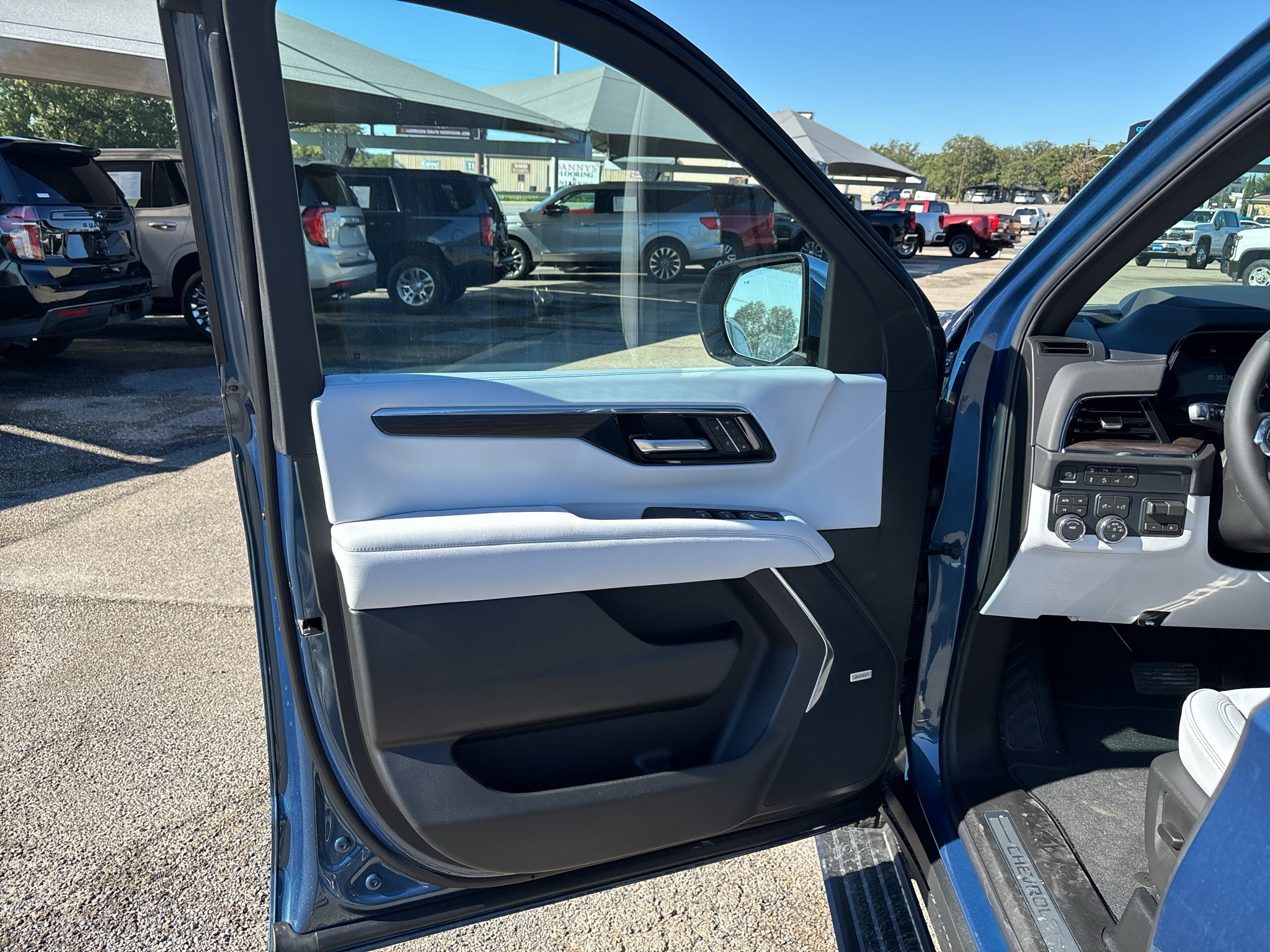 2027 Chevrolet Tahoe Premier