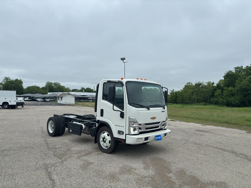 2024 Chevrolet Low Cab Forward 4500 XD Base