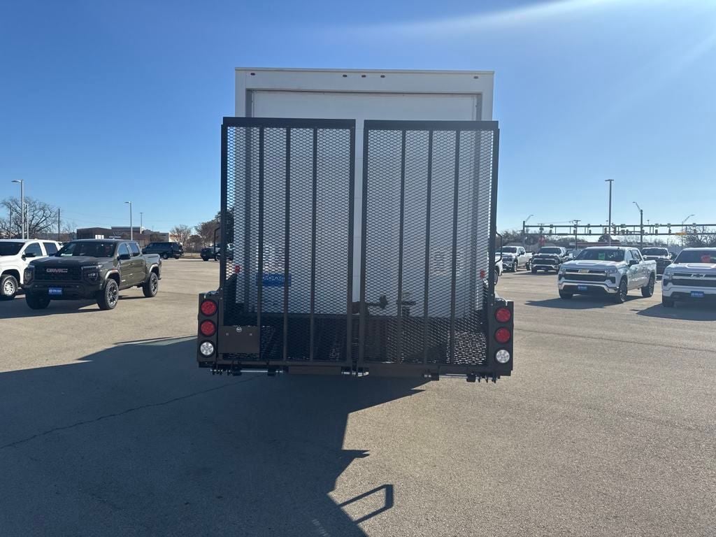 2024 Chevrolet Low Cab Forward 3500 HG 1WT