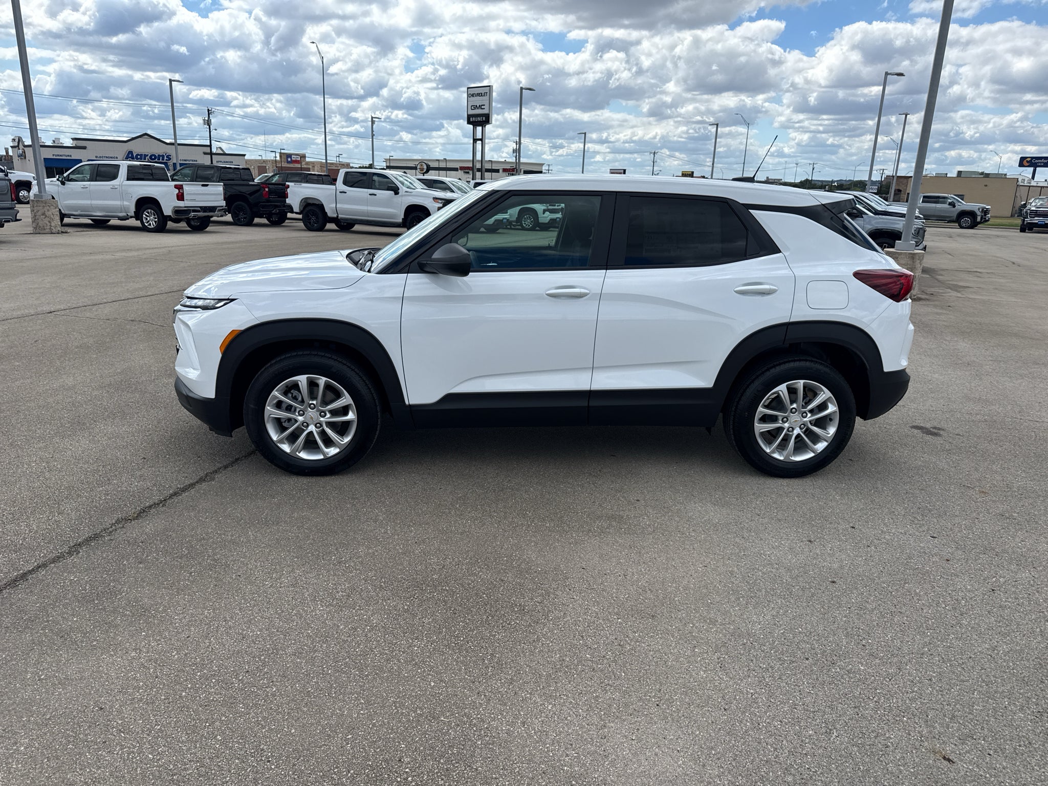 2026 Chevrolet Trailblazer LS